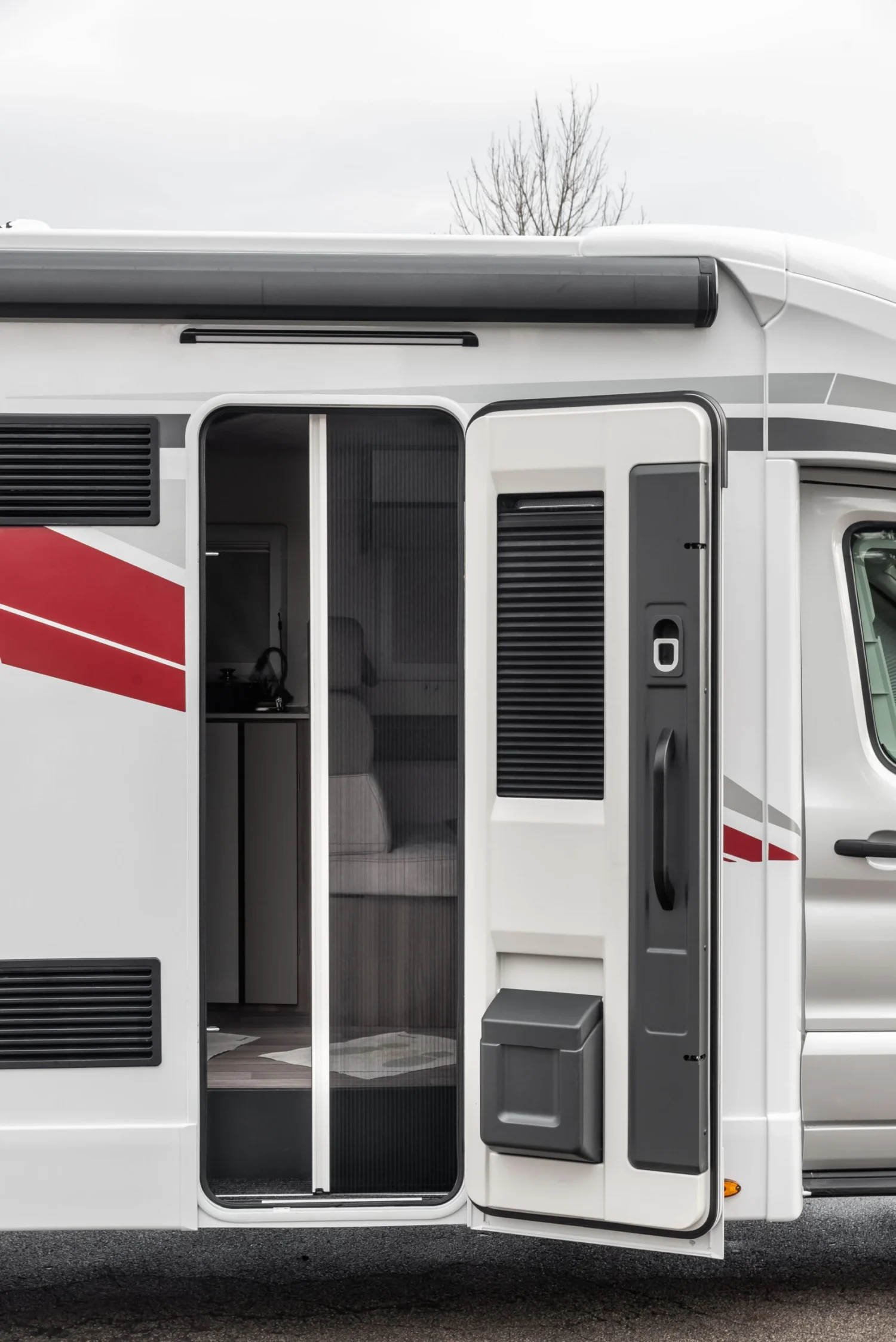 RT-Kronos-266-Spring-024-scaled-1