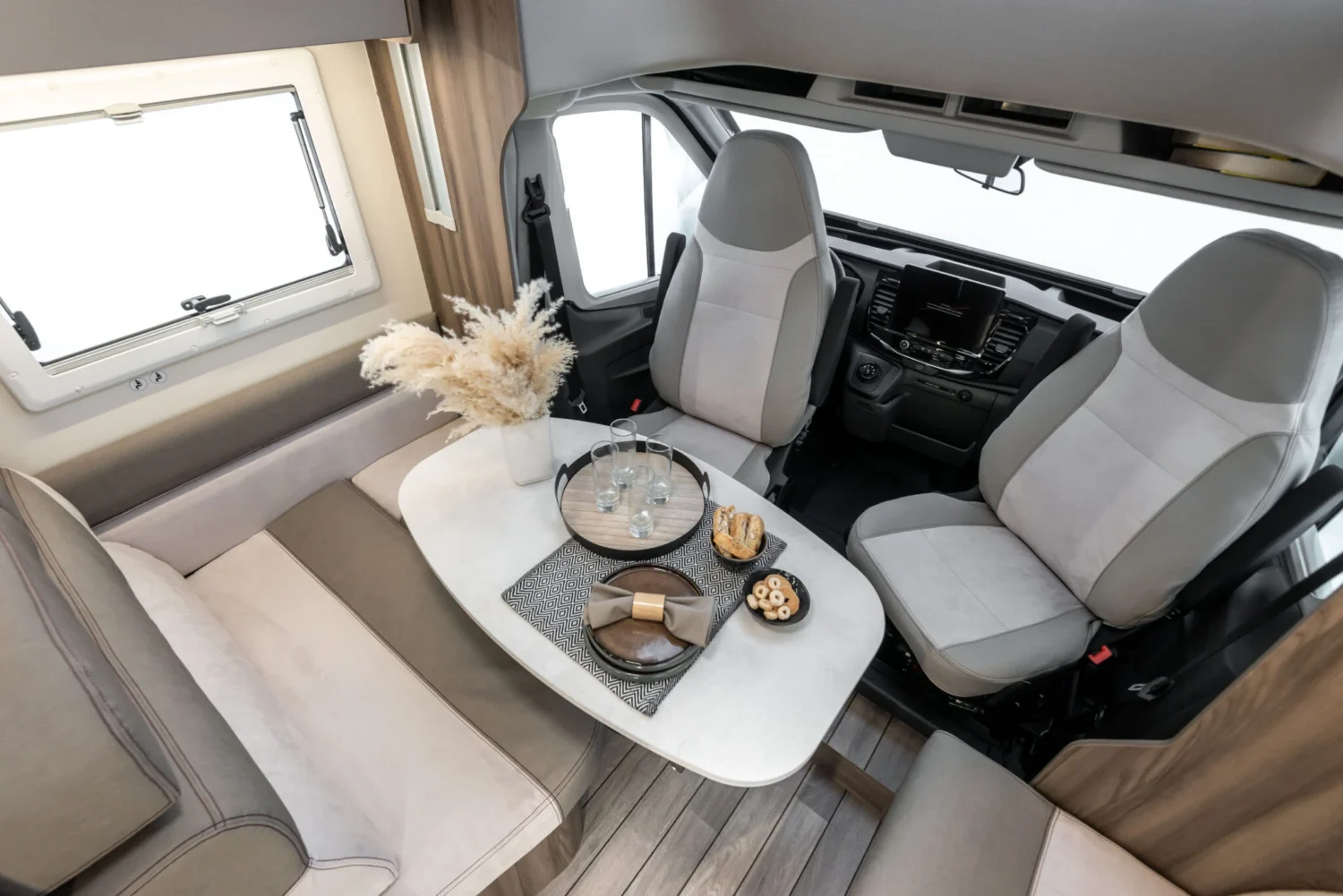 RT-Kronos-266-Spring-036-2048×1367-1