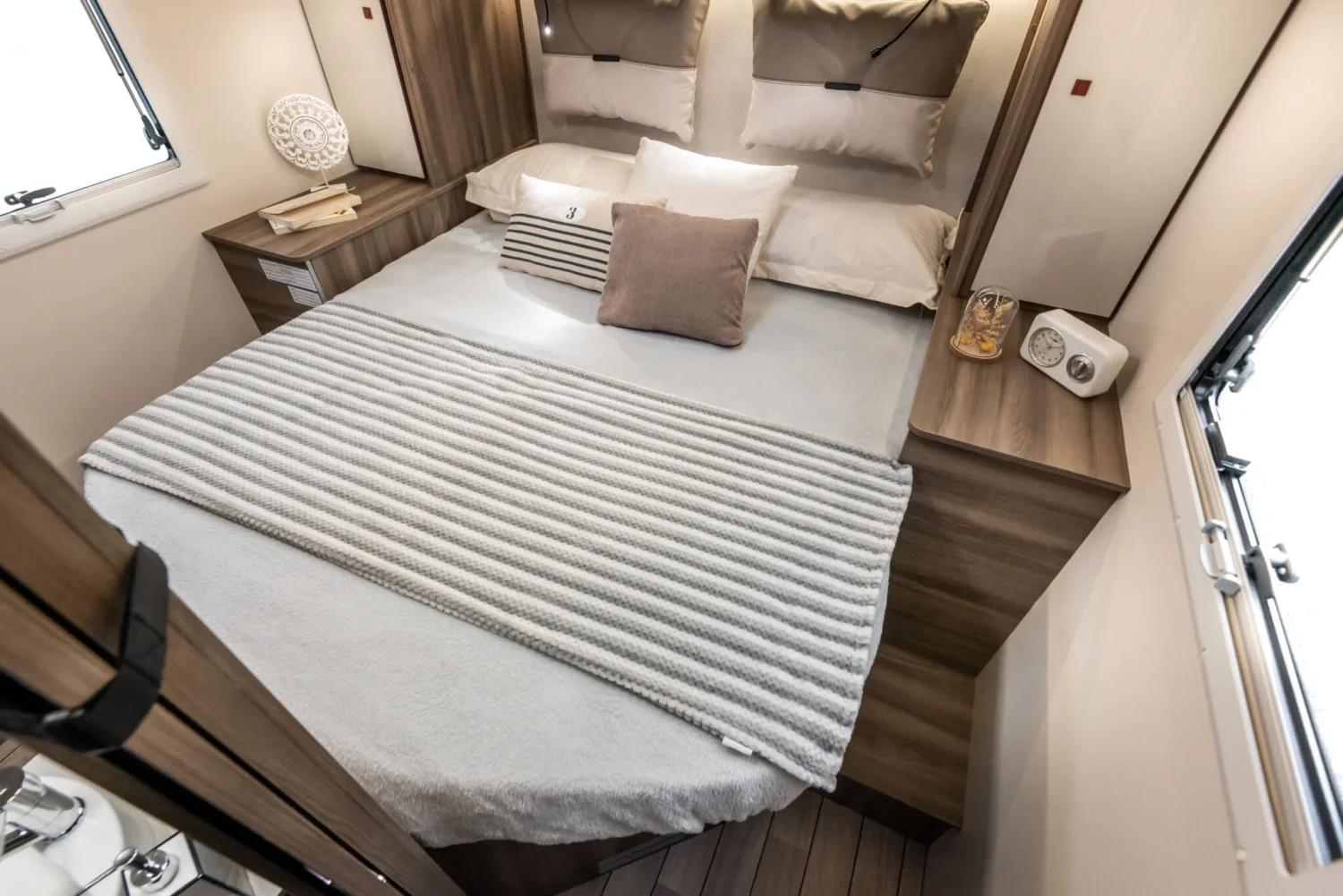 RT-Kronos-266-Spring-094-2048×1367-1